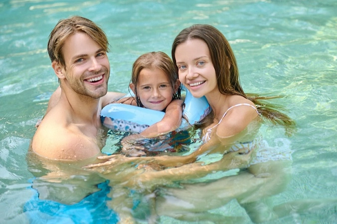 MyCond MID MSP Poolwärmepumpe Familienurlaub