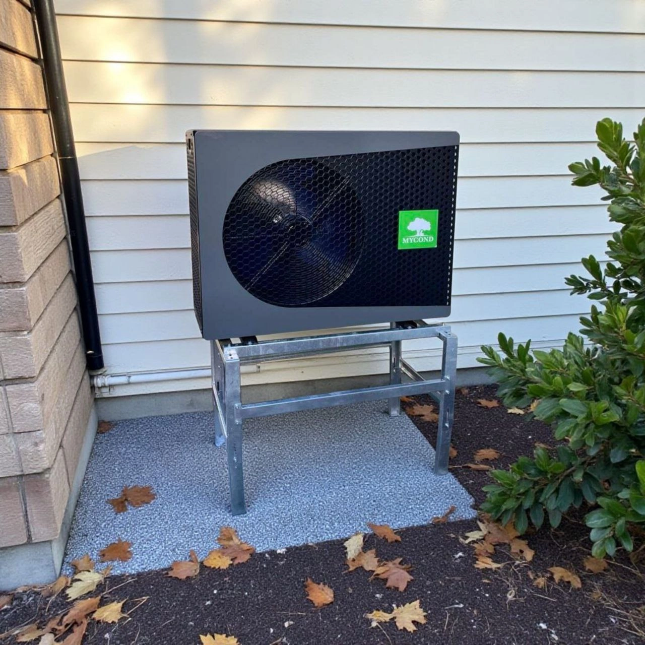 Energieeffiziente Wärmepumpe Monoblock A+++ Mycond BeeThermic