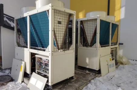 Kommerzielles Einzelhandelsklimasystem betrieben von Mycond Modular Heat Pump